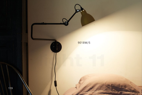 Modern Warm Iron Bedside Reading Wall Light (KA9018W/5)