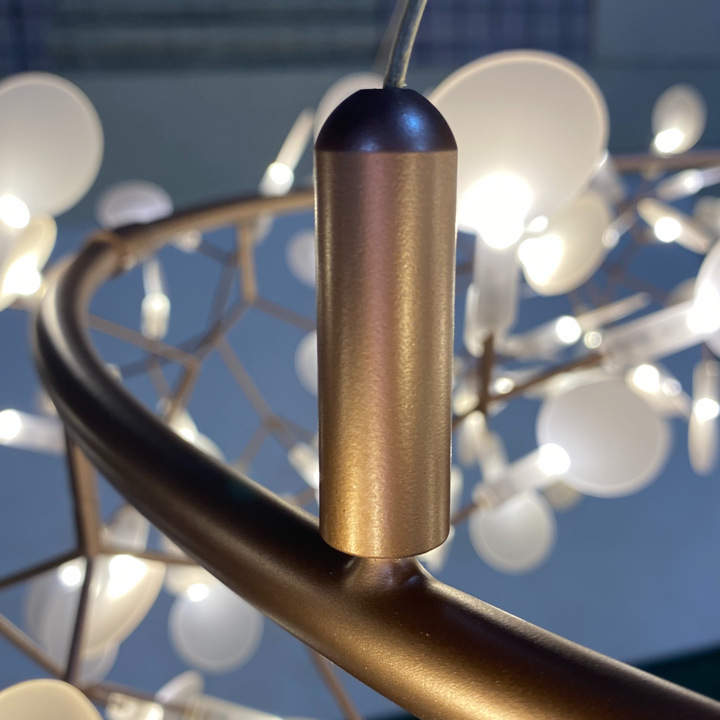 Comtemporary Bedroom Indoor Decorative Metal Acrylic Pendant Light (KIZ-67P)
