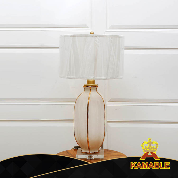 Splendid Great White Ceramic Crystal Metal Villa Palace Table Lamp (KA526-T)