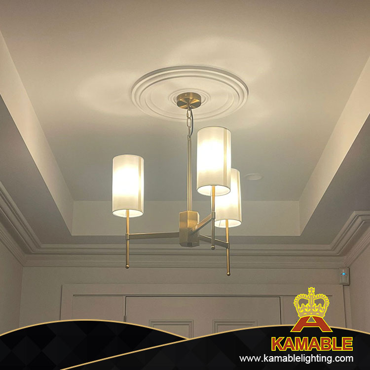Home Decoration Three Holders Silk Iron Frame Chandelier at Gate (KIA-04C)