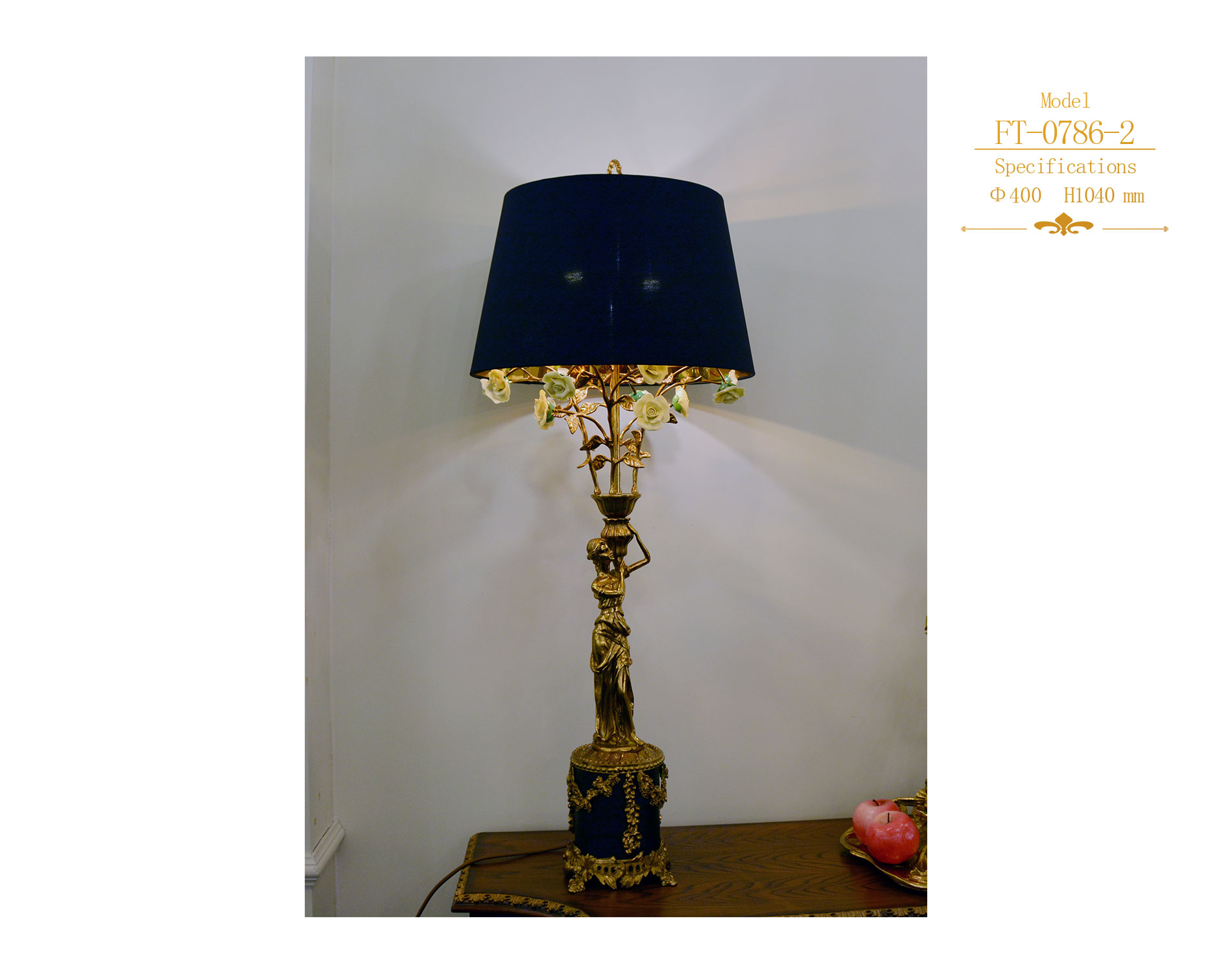 Interior Home Decoration Brass Desk Lamp (FT-0786-2)